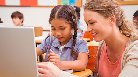 Competencia Digital Docente: Uso Integrado de las TIC en Centros Educativos